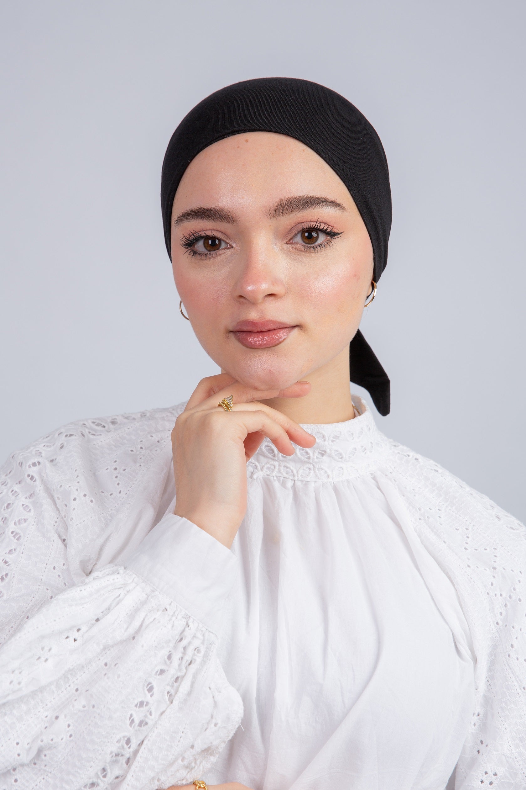 No Thread Bonnet with Ribbon in Black  from Sotra Hijab – seamless, soft hijab underscarf